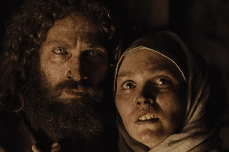 Aaron Taylor-Johnson se transforma en una pesadilla gótica en el tráiler de 'WERWULF'